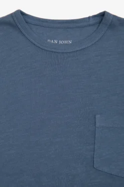 Avion crewneck t-shirt with chest pocket
