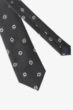 Black diamond pattern tie