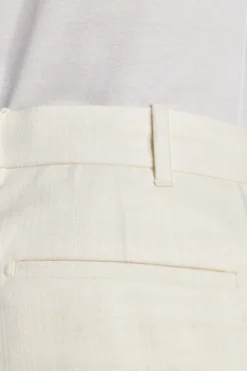 Butter linen blend Bermuda shorts with pleats