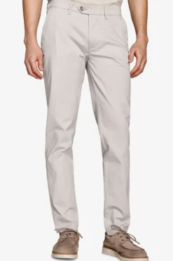 Chalk chino pants