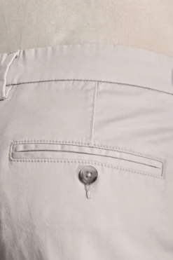 Chalk chino pants