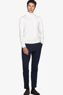 Cream basic turtleneck