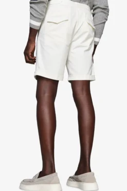 Cream textured Bermuda shorts