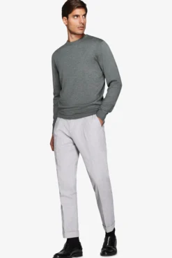 Green basic crewneck jumper