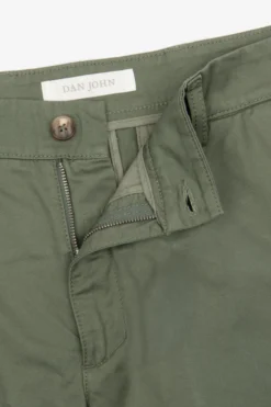 Green gabardine Bermuda shorts