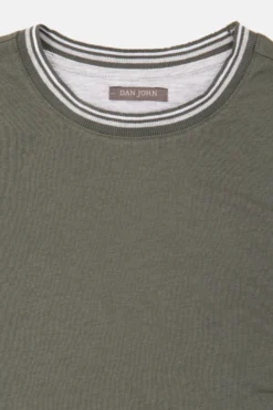 Green jersey t-shirt