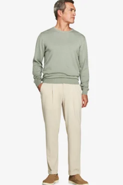 Light green basic crewneck cotton sweater