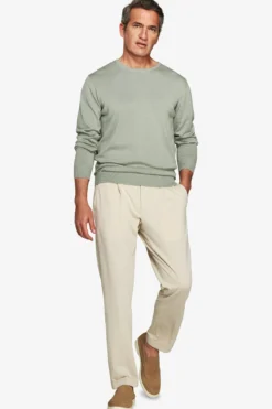 Light green basic crewneck cotton sweater