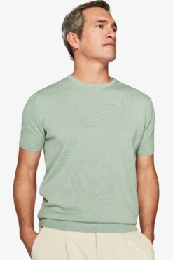 Light green knit cotton basic t-shirt