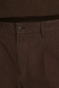 VOLUME Dark brown linen blend bermuda shorts