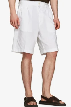 VOLUME White linen blend bermuda shorts