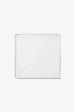 White contrasting profiles pocket square