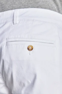 White cotton basic chino bermuda shorts