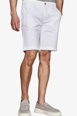 White cotton basic chino bermuda shorts