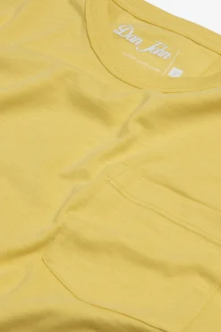 Yellow crew-neck T-shirt with chest pocket